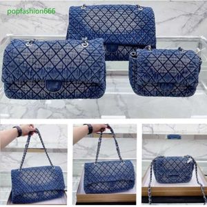 Borsa tote Borsa con patta CC blu denim Borsa a tracolla da donna di design di lusso Borse Shopping a tracolla Stampa ricamo vintage Tre modelli Borse moda hardware argento23