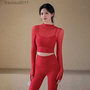 アクティブセット2024 New Yoga Clothing Womens Mesh Twe Piece Sports Top With Chest Pads Long Slippery Fitness Clothingc24320