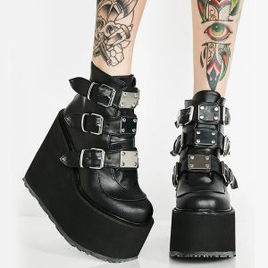 Sandals Brand New Gothic Platform Wedges Motorcycle Boots Fashion Metal Punk Style High Heels Ins Hot Big Size Cosplay Comfy Women Shoes