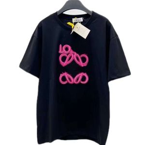 Moda verão camiseta feminina moda toalha bordada alfabeto camiseta plana designer camiseta feminina preto e branco camisa de manga curta 2024
