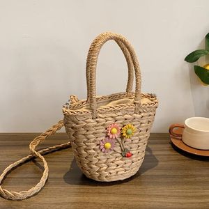 Сумки на плечах летняя сумка мода сотканная ручная сумочка повседневная цветочная форма простая переносная элегантная форма корзины для выходных каникул