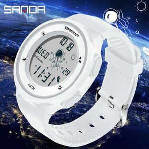 Astronaut Outdoor Sports Jugend Mode Herren und Damen Student elektronische wasserdichte Uhr