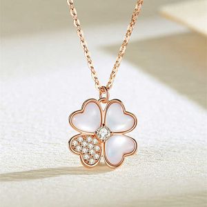 Colar de prata esterlina Zihang S925 elegante, lindo trevo da sorte em ouro rosa com diamante branco Fritillaria menina