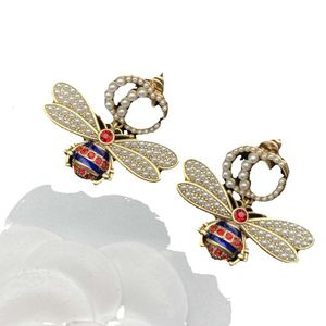 Mode Little Red Bee Pearl Earrings Designer Full Of Pearl Studs Wedding Presents