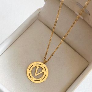 Letter Pendants Designer Neckalces Brand Jewelry Necklace Chain Men Women 18k Gold Choker Pendant Wedding Jewelry Gifts Wholesale