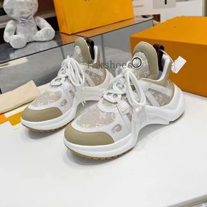 New Archlight Sneakers Designer Moda Mulheres Sapatos Casuais Aumentando Top Shoe Dad Sneakers Luxo Runner Trainer Mulher Plataforma Grossa Casual Camurça Sapato 3.20 20