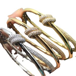 T armband Bangle Knot Designer smycken Kvinnor minoritet 100% s Sier Shining Crystal Diamond Bangles Armband Jewelry Party Gift