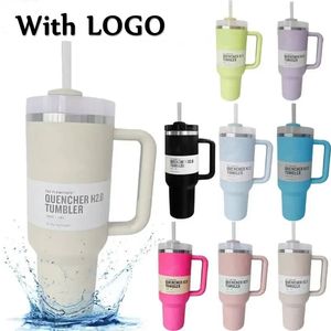 Neuer Quencher H2.0 40 Unzen Flussstaat Edelstahl Vakuum mit 1: 1 -Logo isoliertem Becher mit Deckel und Stroh 2nd Generation Car Becher Vakuumisolierte Wasserflaschen