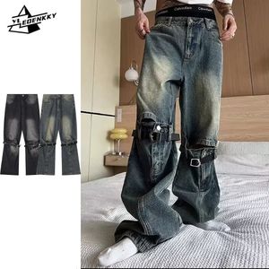 Hiphop Hole Jeans Men Women Vintage Gradient Straight Denim Pants Washed Distressed Belt Trim Trousers Street Baggy Flared Pant 240311