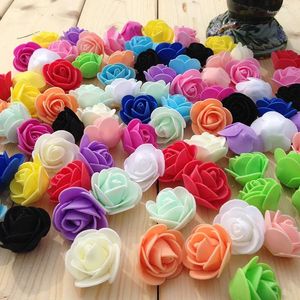 装飾的な花500pcs 3.5cmフォームローズヘッドDIYバラのための人工花ホームウェディングクリスマスバレンタインデーギフト