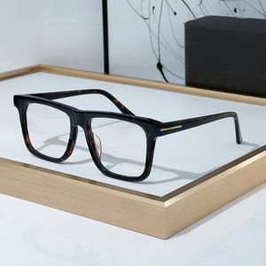 Frame Classic Desig Erkek ve Kadın Moda Anti-Lüks Lüks TF906 Kare Sürüş Klasik Gözlük Marka Logosu Kadınları Açık Yaz Gözlükleri Plajı