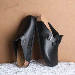 Slippers 2024 Spring Women Closed Toe Slippers Lady Soft Leather Clogs Sandals for Men Retro Fashion Garden Mule Clog Lovers Slides 3545