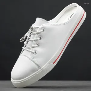 Scarpe casual Mocassini trascinabili traspiranti di lusso da uomo bianchi Appartamenti uomo per uomo Designer Pantofole moda giovane Taglia grande 36-46