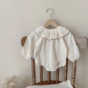 7701 Baby Bodysuit Autumn Infant Floral Cotton Yarn Girls Clothes Leaf Collar Lace Climbing Clothes 240318