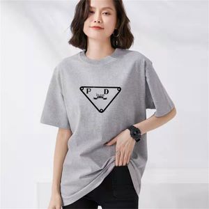 2024 brand designer men's tshirts Classic basic embroidered badge loose cotton small round neck island t shirt