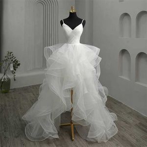 Nova frente curta longa volta gótico vestido de casamento branco 2024 cintas de espaguete profundo decote em v alto-baixo tule nupcial formal vestidos de festa vestidos de novia