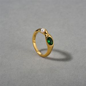 Unique and Irregular Ring with European and American Personality Copper Plated 18k True Gold Inlaid with Emerald Pearl Ring Unique Design Fashionable Commuter Ring