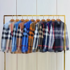 Designer de luxo Mens Casual Casual Moda Geometria Classificador clássico Camisa impressa Camisa masculina de manga longa Spring Summer Polo pescoço de manga curta