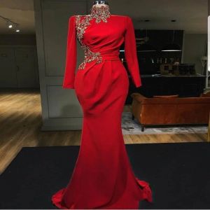 Modesto vermelho alto pescoço manga longa árabe muçulmano vestidos de noite formal apliques ouro bainha sereia vestidos de baile bc2472