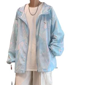 Solskyddsjacka för mäns Hong Kong -stil Casual och stilig överdimensionerad jacka 2022 Summer Thin Gradient Sunscreen Jacket