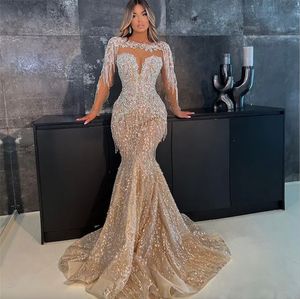 2024 Aso Ebi Champagner Meerjungfrau Abendkleid Perlenkristalle Abend formelle Party Zweiter Empfang Geburtstag Brautjungfer Verlobungskleider Kleider Robe De Soiree