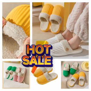 2024 Designer Slides Women Sandals Pool Heels Casual tofflor för vårens höst Flat Comfort Mules Padded Front Strap Shoe Gai White Yellow Hot Sales