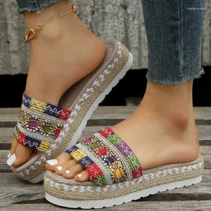 Buty kapcie dla kobiet splatają damską platformę letnią plażę swobodne sandały na obcasie bohemian ręcznie robione panie Espadrilles