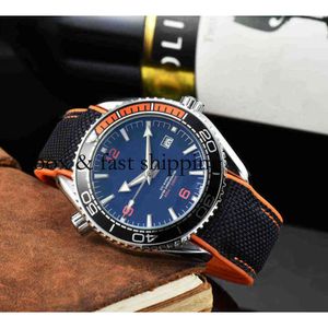 Watches Wristwatch Luxury Designer 3A Quality Design Men's Automatic Canvas Strap Watch Montredelu