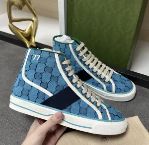 Projektant Tennis 1977 Mężczyźni Sneakers High Top Women Buty płaskie gumowe trenerzy haftowane platforma Sneaker Vintage Canvas Trener z pudełkiem