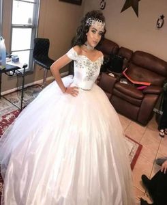 Vita quinceanera klänningar 2019 prom klänning söt 15 bollklänning två stycken tyllpärlor paljetter formella hemkomst klänningar vestidos4713185866040