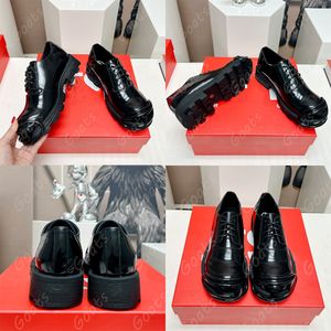 Luksusowe skórzane metalowe buty sukienki butowniki buty kobiety męskie buty swobodne buty eleganckie skórzane trampki luksusowe trampki trenery 35-eur40