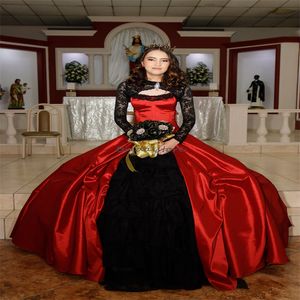 Renesansowe czerwone czarne suknie ślubne z kurtką luksusową koronkową gotycką sukienki ślubne z długim rękawem.