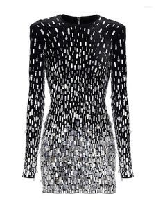 Casual Dresses Diamond för din födelsedag 2024 Designer Women's Long Sleeve Luxurious Sequined Crystal Beaded Velvet Mini Party Dress