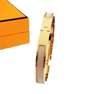 Högkvalitativ designer Design Bangle rostfritt stål Klassiska smycken armband för män och kvinnor