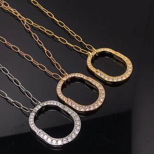 Collana Tiffancy con ciondolo a forma di U a forma di ferro di cavallo: regalo ideale per le vacanze di coppia, elegante stile di design personalizzato, realizzata in acciaio inossidabile.