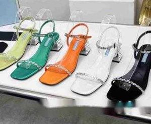 Sandals Luxury Mid-Heel Head Leather Summer Summer Women New Fashion Massions Materive Materived من إيطاليا حجم 35-41