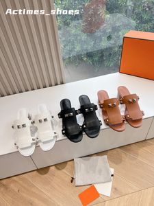 디자이너 신발 샌들 샌들 샌들 힐 슬라이드 슬리퍼 슬리퍼 플랫 Sandale Summer Beach Shoes Loafer 슬라이더 샌들 유명한 디자이너 여성 신발 35-41