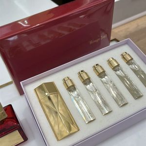 Perfume floral oriental unissex oud la rose 30ml 4pcs 540 conjunto de perfume mulher homens encantador fragrância de cheiro de longa duração 11ml 5pcs duradouro elegante entrega rápida