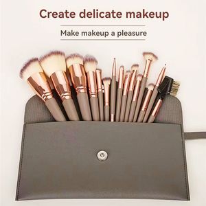 Zestaw pędzla do makijażu Wysokiej jakości 15pcs Soft Classic Professional Make Up Pędze Zestaw narzędzia klepsydra Pełny zakres makijażu pędzla rumieniec proszek