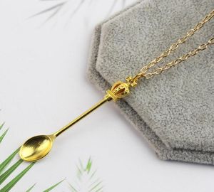 Alice Crown Classical Royal Snuff Necklace Pendant Dabber Dab Wax Tool Mini Tools Waxy Dry Herb Herbal Spoon Shaped Metal Lanyard 6186658