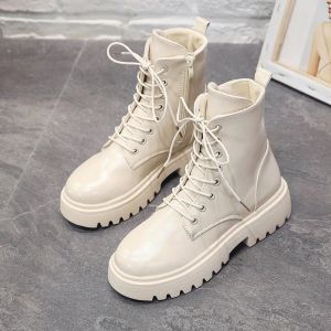 Stövlar beige svart plysch varm päls ankelstövlar för kvinnor 2021 Autumn Winter Motorcykelstövlar Plattform Gotiska skor Kvinnor Combat Boots