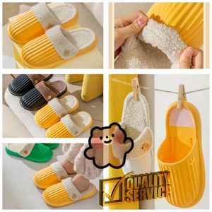 2024 Designer Slides Mulheres Sandálias Saltos de Piscina Chinelos Casuais para Primavera Outono Flat Comfort Mules Acolchoado Front Strap Sapato Gai Branco Amarelo Algodão Mop