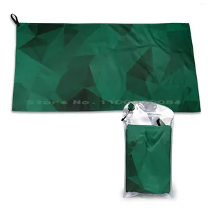 Asciugamano Smeraldo Quick Dry Palestra Sport Bagno Portatile Geometrico Astratto Verde scuro Colorato Modello poligonale Morbido
