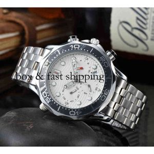 Chronograph Superclone Watches Watches Wristwatch مصمم أزياء فاخر ستة دبوس كامل وظيفة توقيت حزام من الفولاذ المقاوم للصدأ أعمال الرجال وا 912