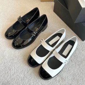 Storlek -35-44 kanal balettlägenheter sko sandal män utomhus sexig promenad vandring toppkvalitet sommar solig dans äkta läder klänning sko lyxig designer loafer kvinnor sandale