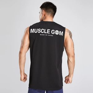 Basketball Sport Mesh Vest Mens Gym Exercício Fitness Shirt Sleesess Mens Quick Dry Confortável colete casual 240311