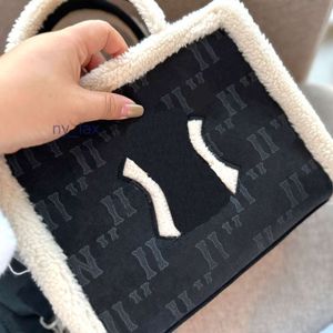 Fashion Designer bag New fluffy size23X20cm Tote messenger Hand-held crossbody