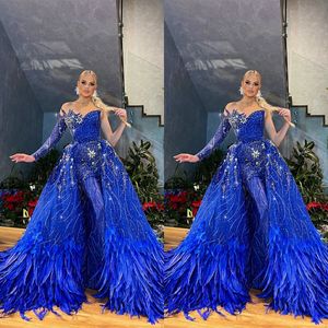 Glamorös sjöjungfrun prom klänningar älskling 3d applikationer fjädrar pärlor designer avtagbart tåg rygglöst skräddarsydd glänsande fest aftonklänning vestido de noite