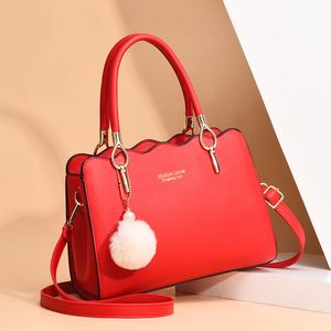 Büyük çanta kadınlar 2024 tasarımcı çanta yeni moda orta yaş anne çantası tek omuz crossbody el çantası büyük kapasiteli kadın çantası