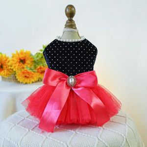 Cão vestuário pet vestido com detalhe de malha elegante princesa arco decoração confortável roupas de verão para cães casamento